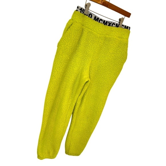 STEVE MADDEN NEON YELLOW CHUCK FLEECE JOGGER SWEATPANTS, SIZE M - Picture 3 of 9